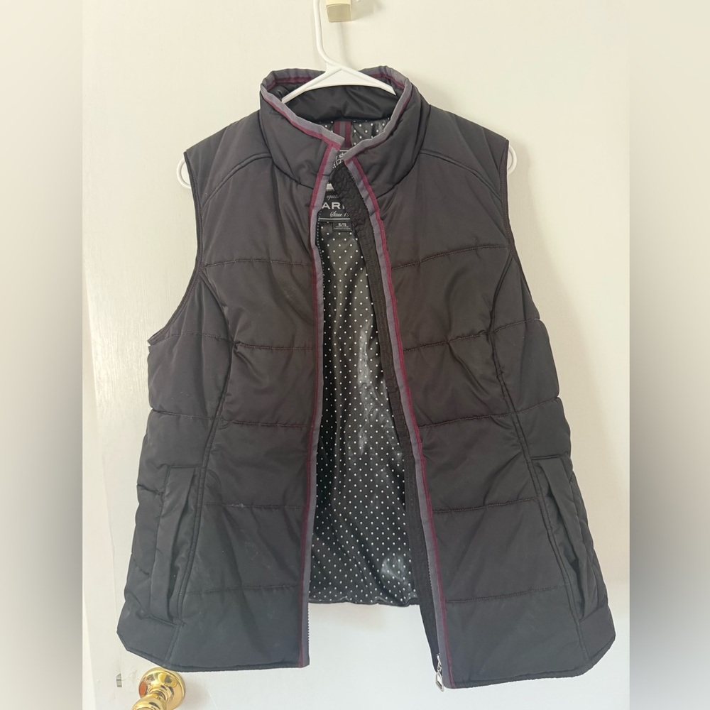 Ariat Black Puffer Vest